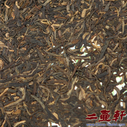 901 7542裡茶為5～8級葉茶，結合3、4級幼嫩芽葉灑面。拍攝日期:2013年10月。