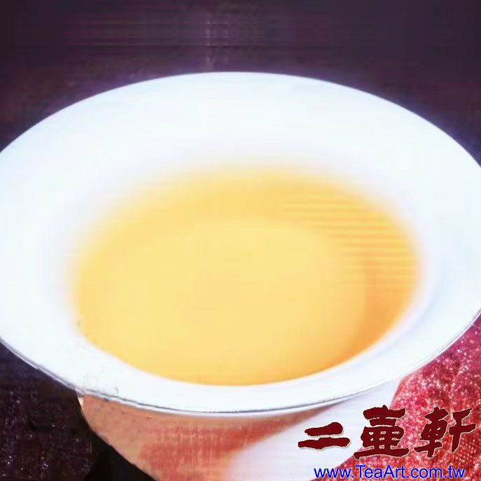 2501 四星孔雀生態茶 大益茶班章茶